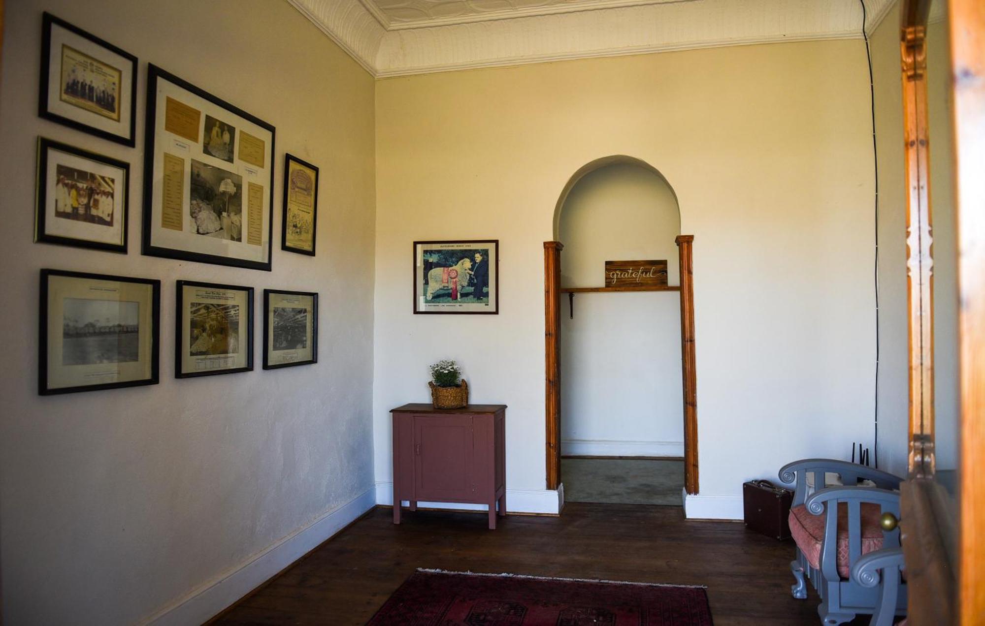 Karooroos Guesthouse Middelburg  Buitenkant foto