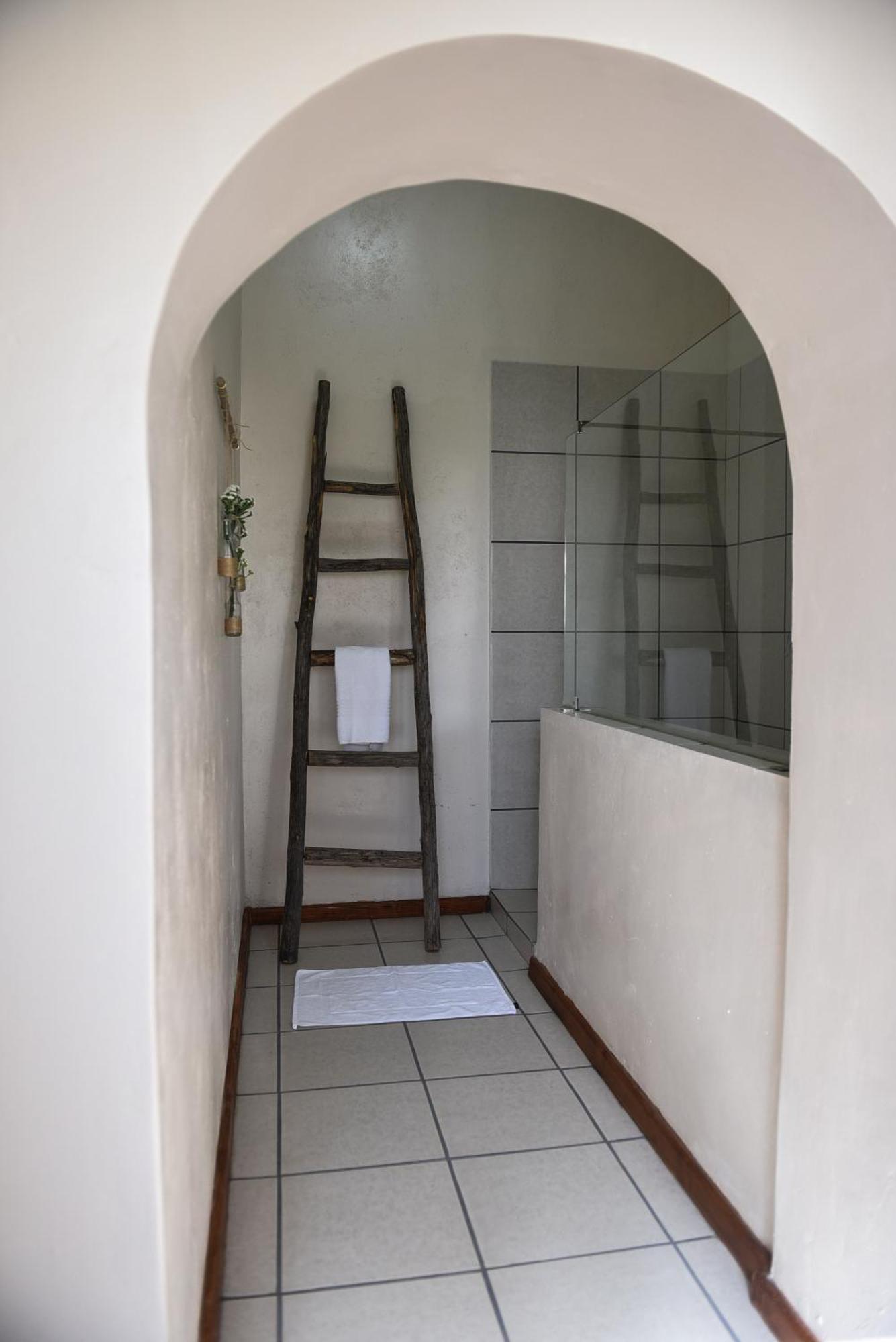 Karooroos Guesthouse Middelburg  Buitenkant foto