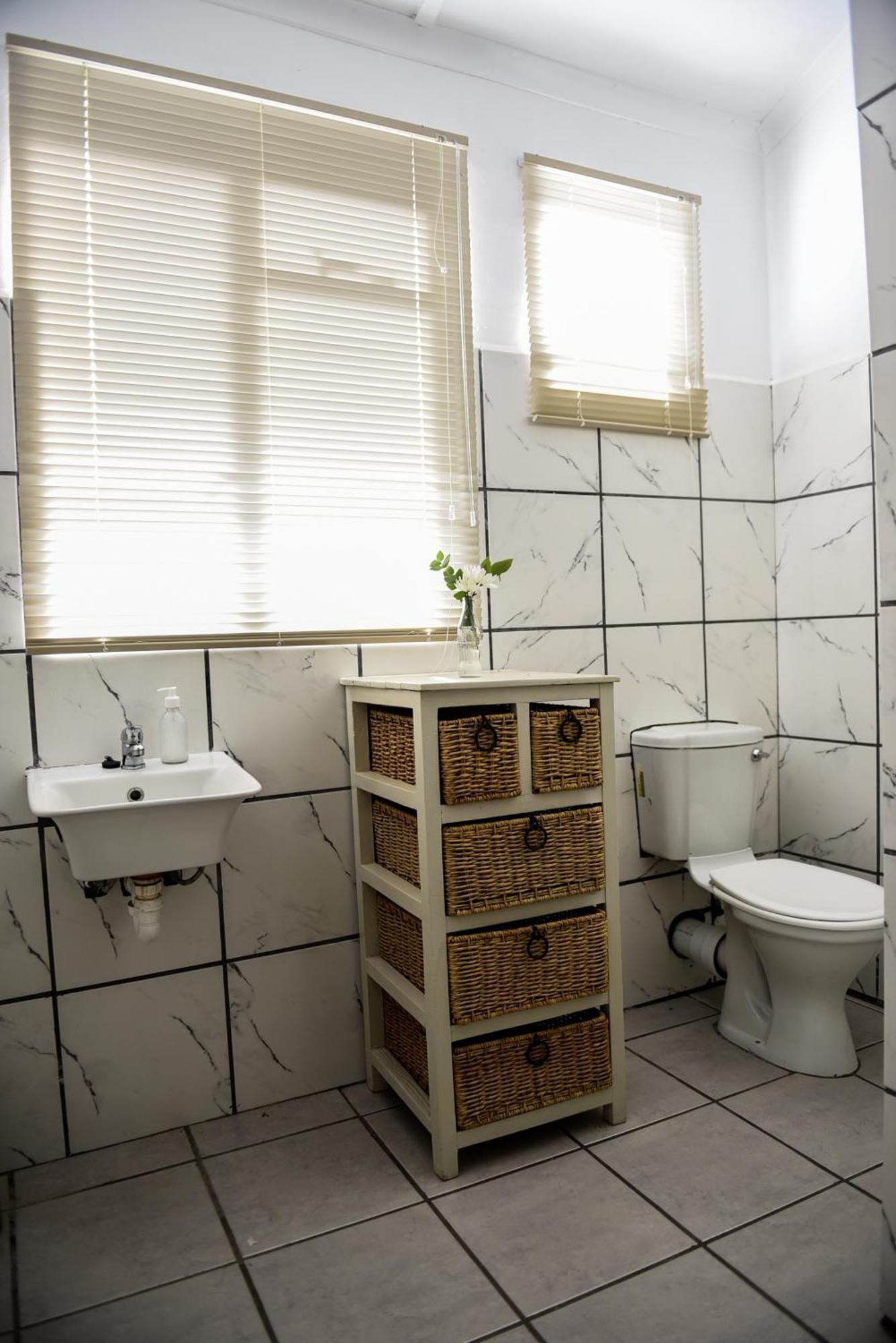 Karooroos Guesthouse Middelburg  Buitenkant foto