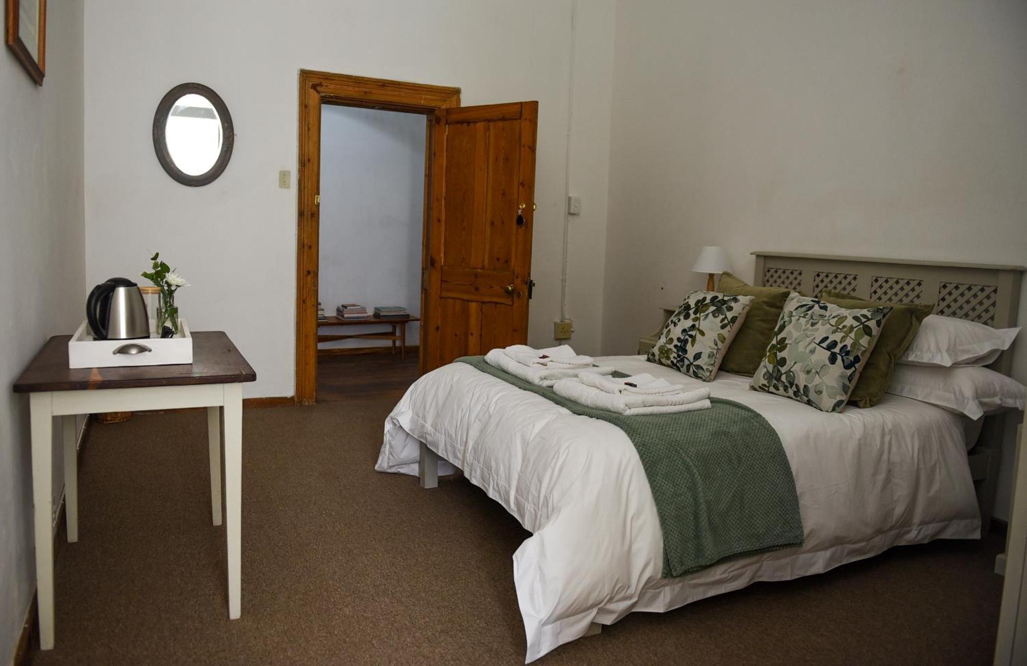 Karooroos Guesthouse Middelburg  Buitenkant foto