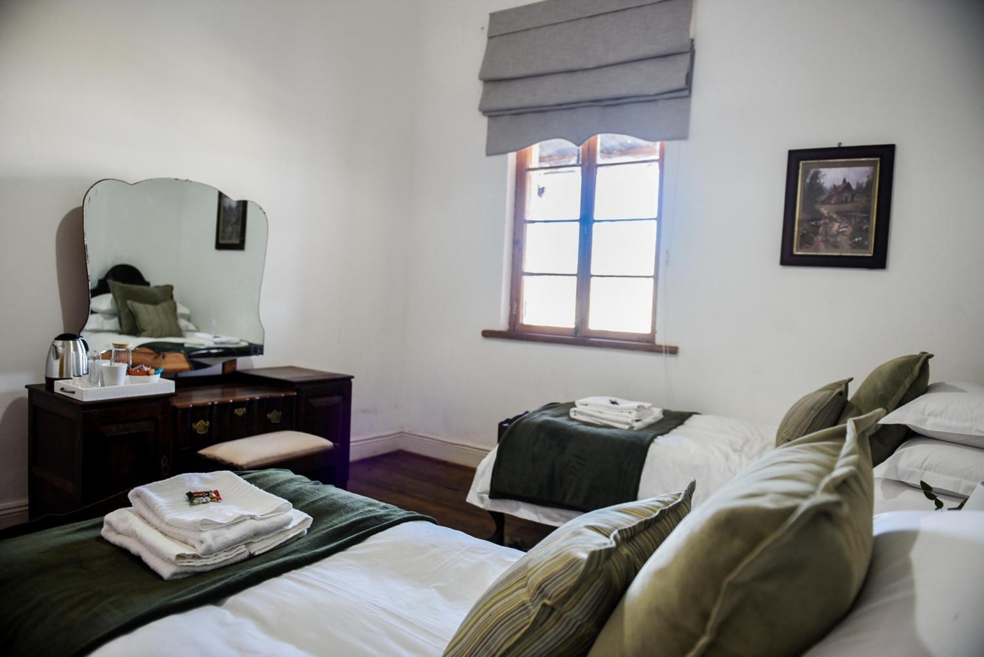 Karooroos Guesthouse Middelburg  Buitenkant foto